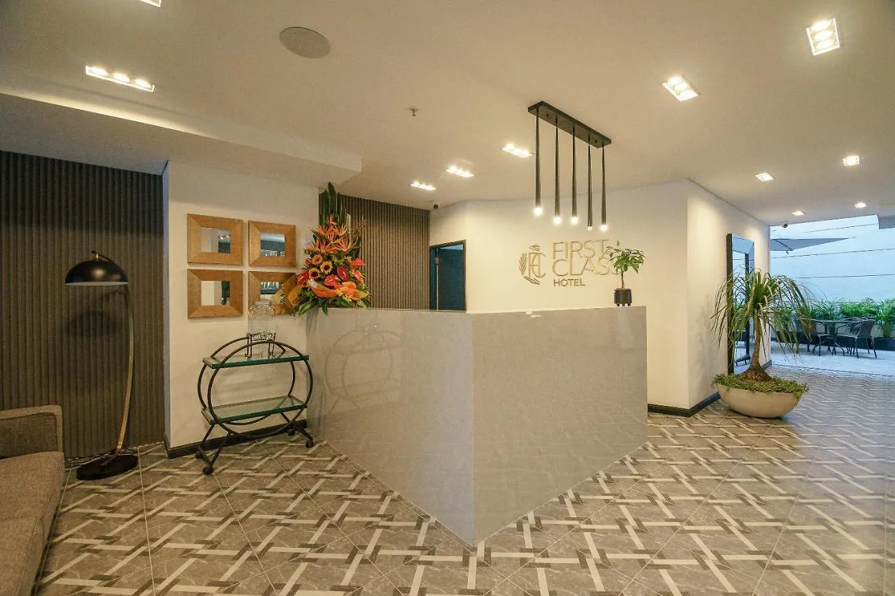 First Class Hotel Medellin