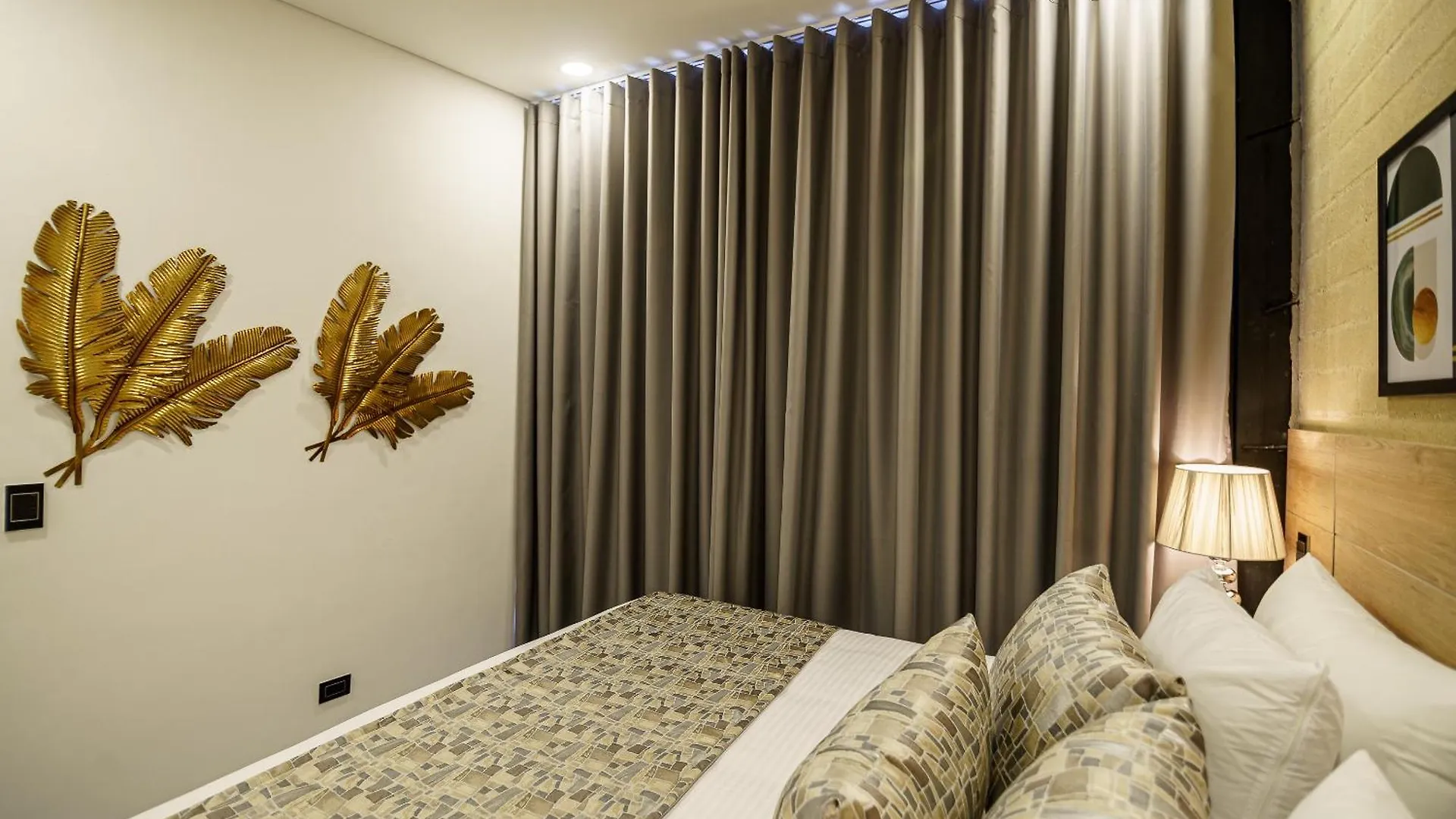 First Class Hotel Medellin